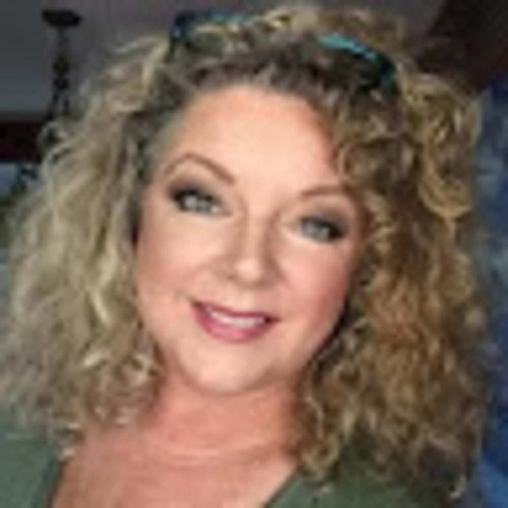 Meet your Posher, Lanette